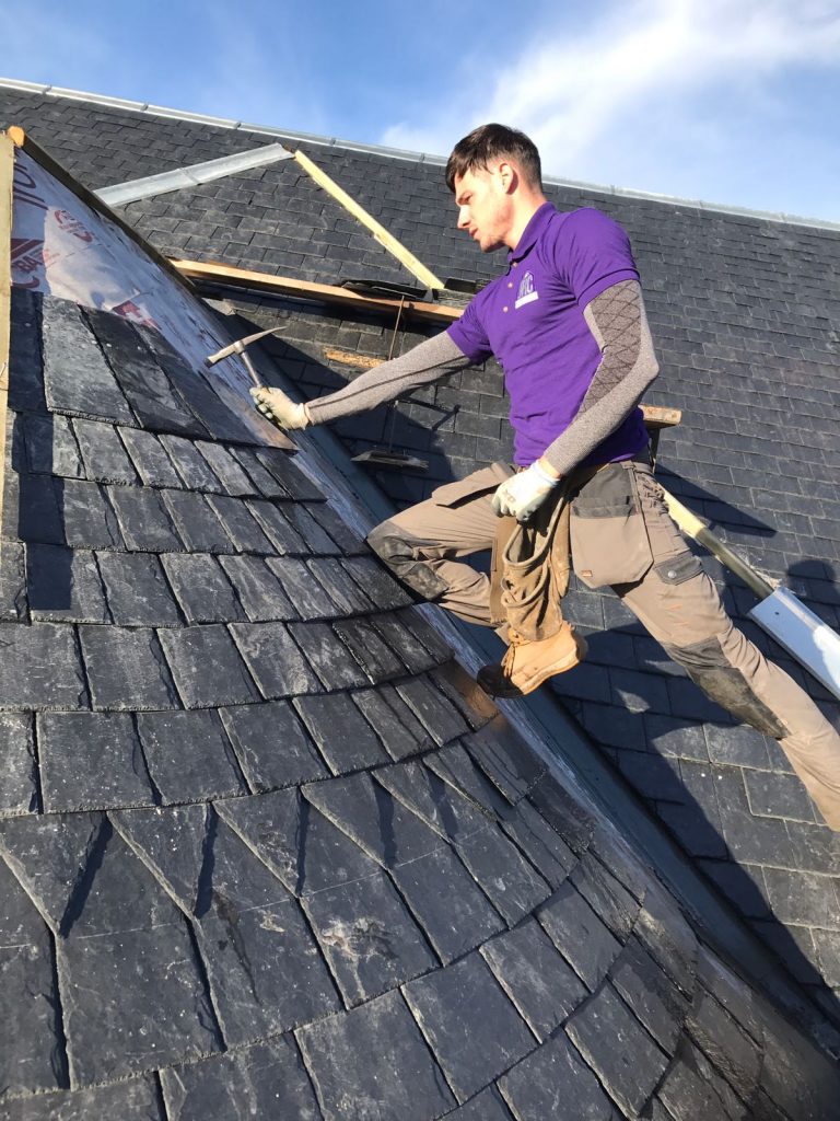 En av våra takläggare i Stockholm.